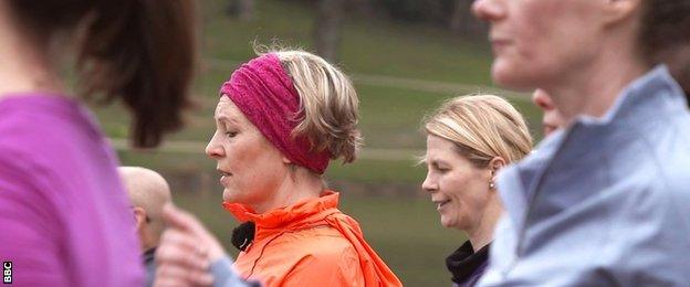 Sarah Russell coaching runners in Kent