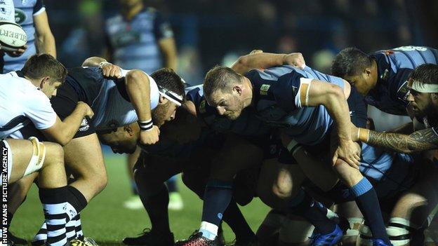 Blues pack down against Zebre