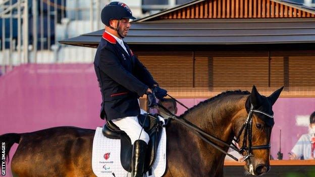 Lee Pearson and his horse Breezer