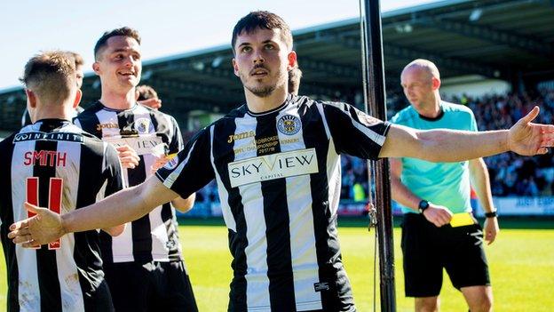 Lewis Morgan in action for St Mirren