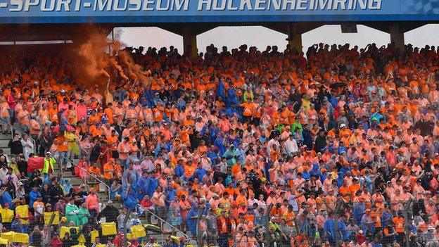 Dutch fans