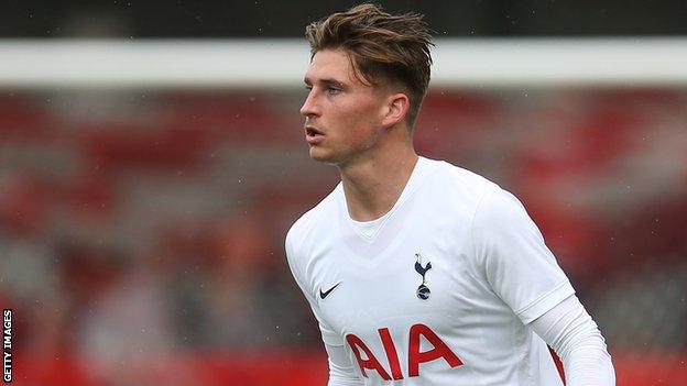 Dennis Cirkin in action for Tottenham Hotspur