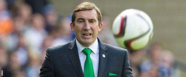 Hibernian head coach Alan Stubbs