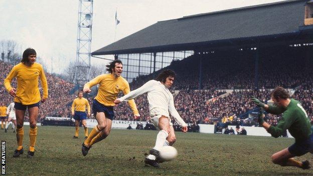 Billy Hughes scores for Sunderland against Arsenal in the 1973 FA Cup semi-final