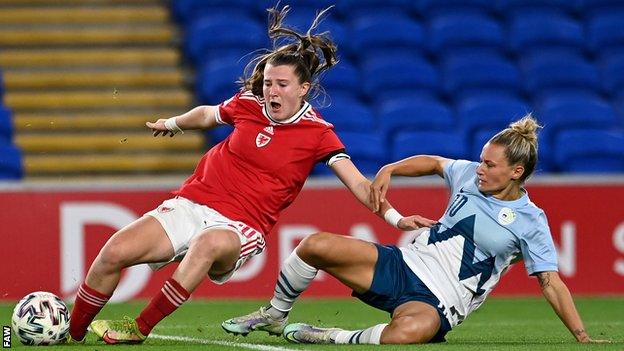 Wales' Carrie Jones under pressure from Slovenia's Dominika Conc