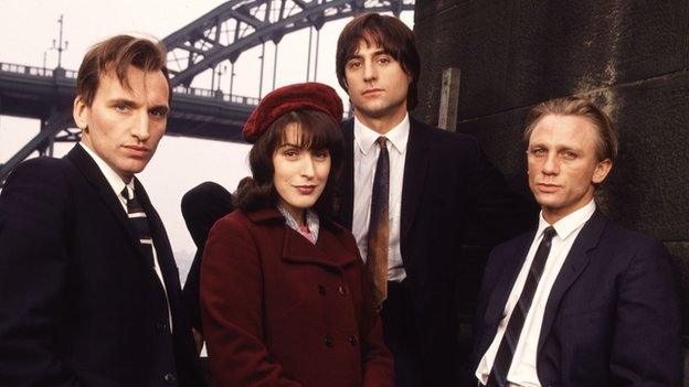 Christopher Eccleston, Gina McKee, Mark Strong and Daniel Craig in Our Friends in the North