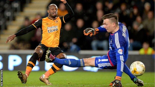 Sone Aluko scores for Hull against Nottingham Forest