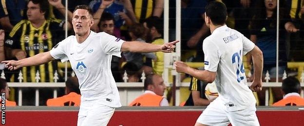 Molde stunned Fenerbahce with a 3-1 win in Istanbul