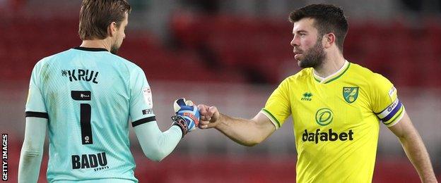 Tim Krul (left) and Grant Hanley