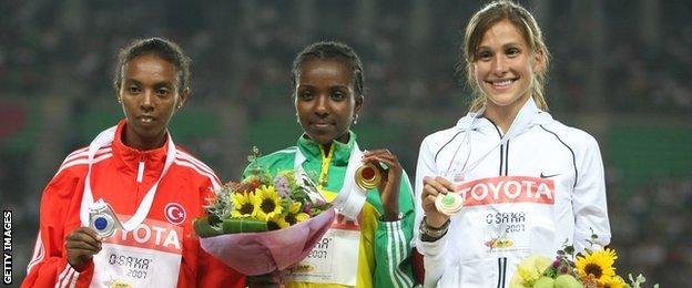 Elvan Abeylegesse, Tirunesh Dibaba, Kara Goucher
