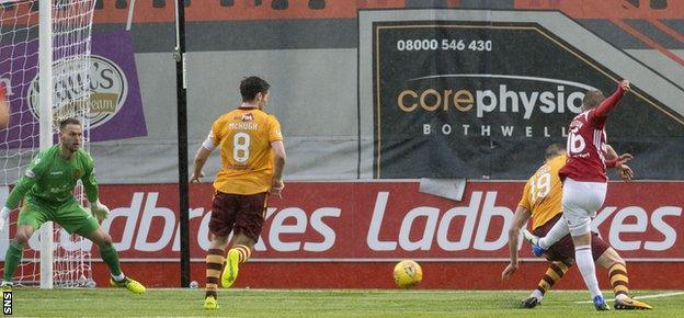 David Templeton scores