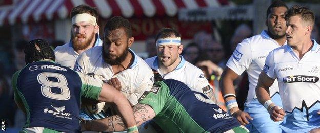 Connacht and Glasgow Warriors players