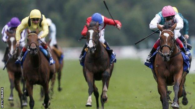 Frankie Dettori and Enable (far right)