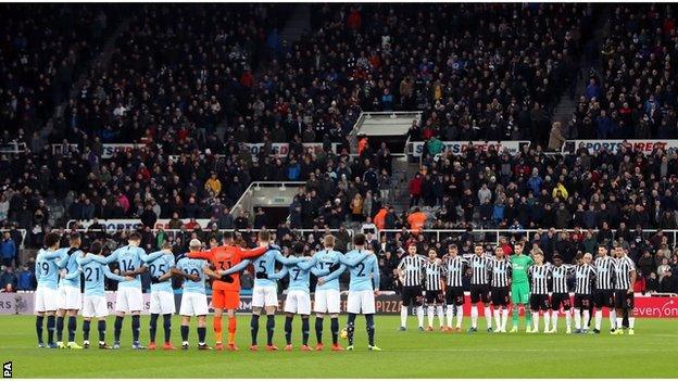 Newcastle and Manchester City hold a moment of reflection for Emiliano Sala before their match at St James' Park