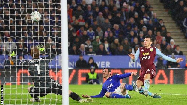 Frederic Guilbert (right)