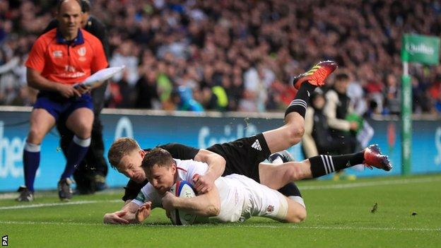 Chris Ashton