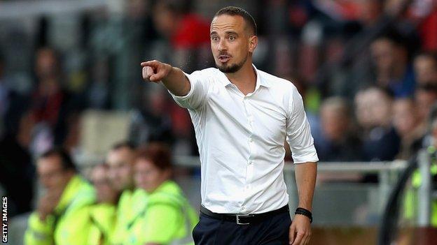 Mark Sampson