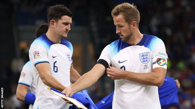 Harry Kane of England wearing a One Love LGBT armband