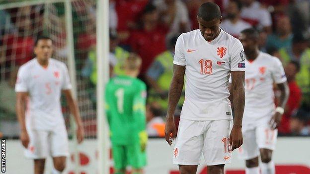 Netherlands players look dejected