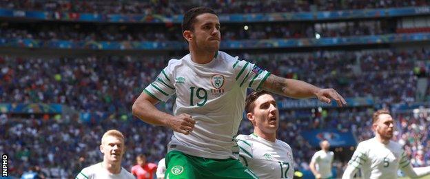 Robbie Brady celebrates after scoring his early penalty against France