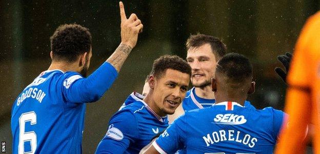 Rangers celebrate James Tavernier's goal