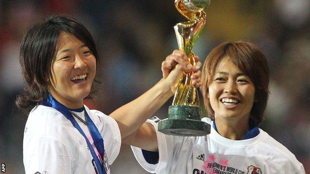 Nagasato (left) helped Japan win the 2011 Women's World Cup