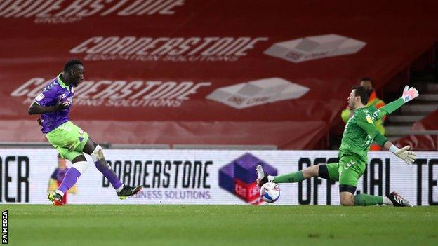 Famara Diedhiou scores his second goal for Bristol City at Middlesbrough