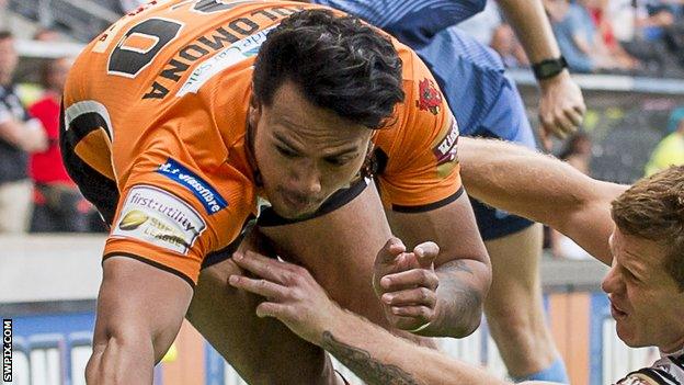 Denny Solomona