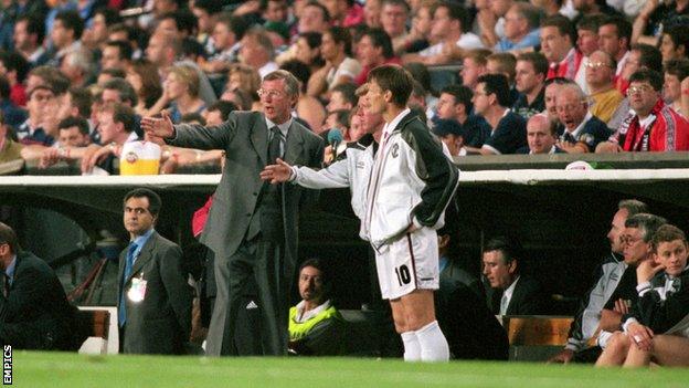 Teddy Sheringham and Sir Alex Ferguson