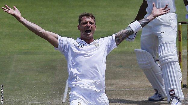 Dale Steyn appeals for a wicket