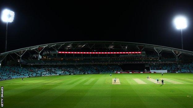 The Oval crowd