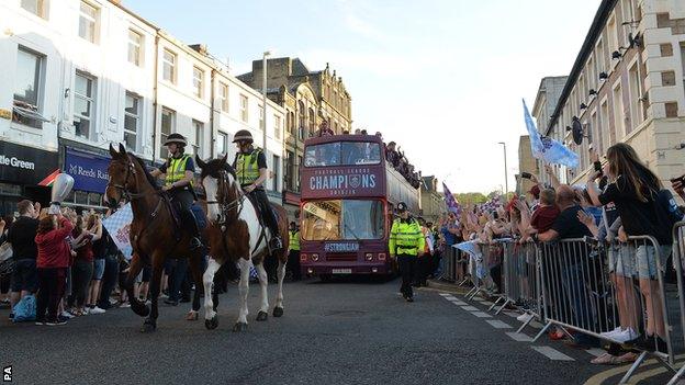 Burnley open top bus