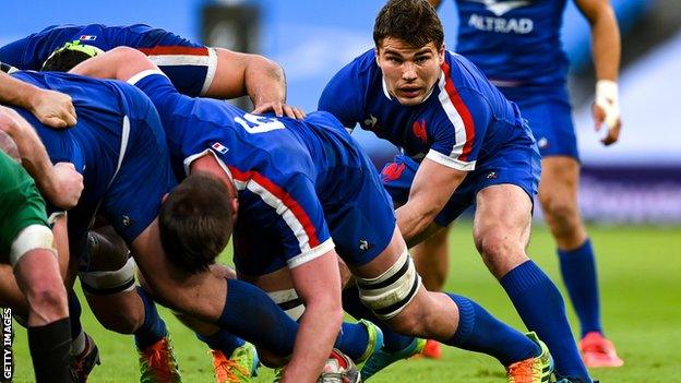 Antoine Dupont was named World Rugby player of the year for 2021