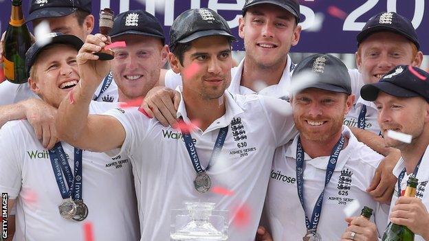 England celebrate winning the 2015 Ashes