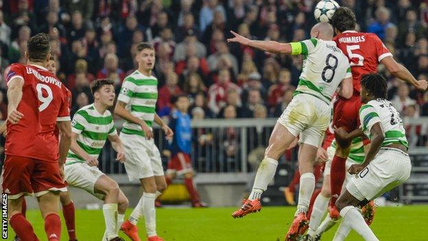 Mats Hummels scores for Bayern Munich