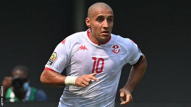 Wahbi Khazri in action for Tunisia