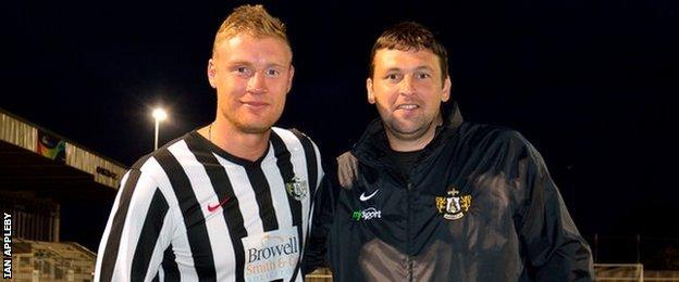 Andrew Flintoff (left) and Steve Harmison