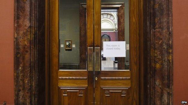 closed room at the National Gallery