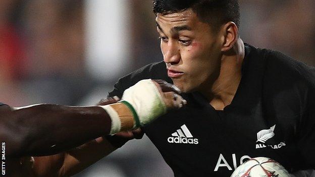 Rieko Ioane attacks for New Zealand