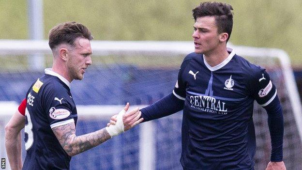 Ciaran McKenna (right) playing for Falkirk