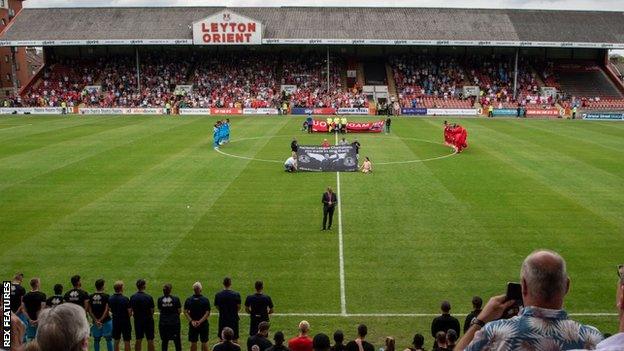 Justin Edinburgh minute's silence