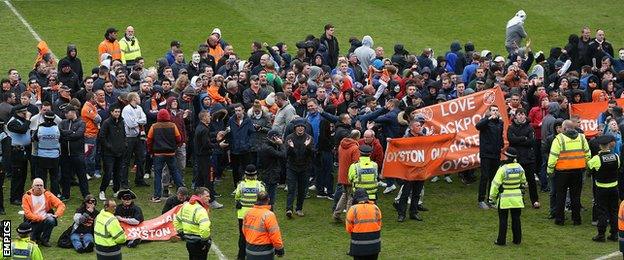 Blackpool pitch invasion