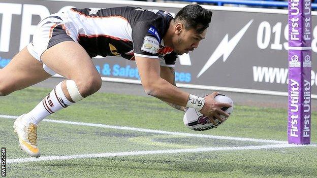 Denny Solomona