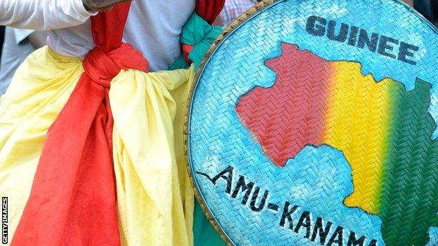 A drum in the colours of Guinea