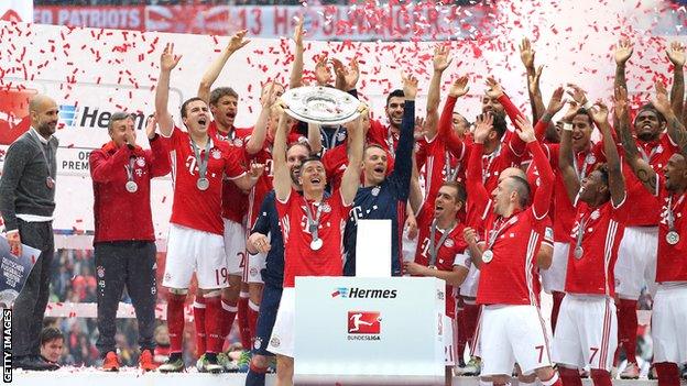 Bayern Munich lift the Bundesliga title