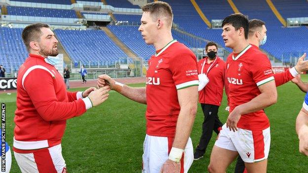 Liam Williams and Wyn Jones celebrate a Wales victory in the 2021 Six Nations