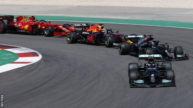 Valtteri Bottas leads the race from the start