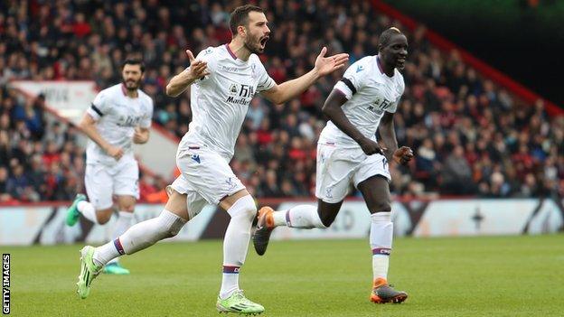 Crystal Palace midfielder Luka Milivojevic