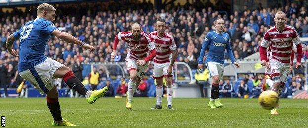 Martyn Waghorn scores a penalty