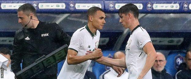 Graham Burke (centre) was introduced for Callum O'Dowda after 70 minutes in Paris